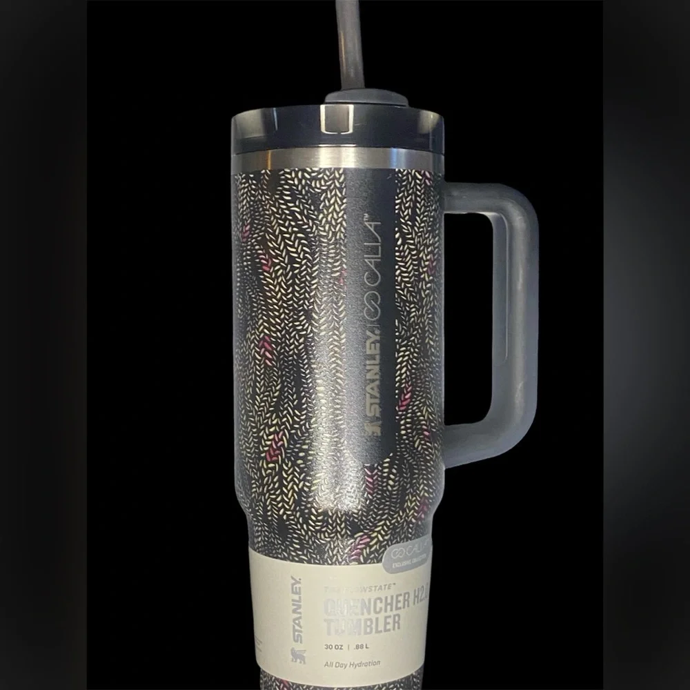 30oz Stanley Limited Edition CALIA by Carrie Underwood - Picture 4 of 5
